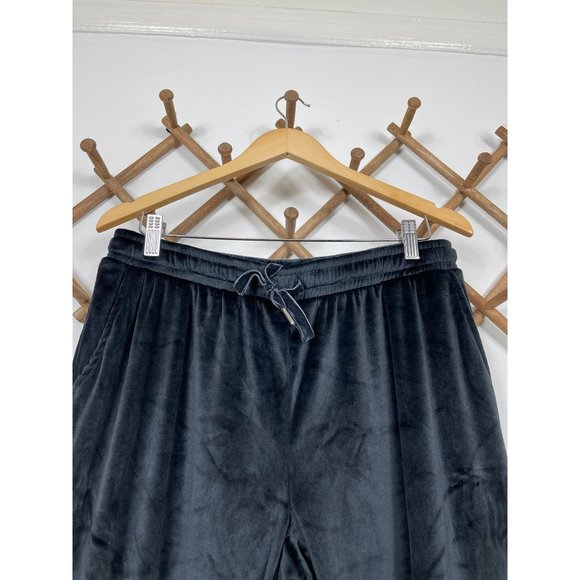 Z Supply Velour Set Size In Black, Size L - Picture 8 of 14